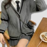 Cárdigan Gris de K-Pop (3)