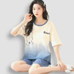 39835-2 Set de Pijama Corto K-Pop - Elegancia y Comodidad (3)