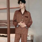 Pijama Coreano Marrón para Hombre | KPOP STORE (3)