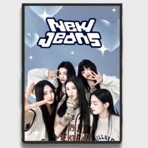 Póster Oficial New Jeans