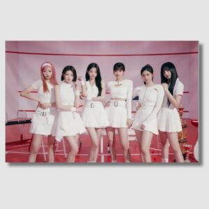 Póster Oficial IVE - KPOP (2)