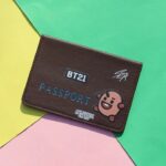 Funda de Pasaporte BT21 Oficial (3)