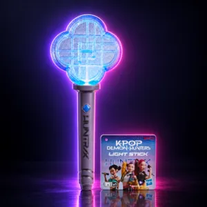 Lightstick HUNTR/X Hasbro KPop Demon Hunters con etiqueta