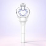 Lightstick blanco con corazón lila en cúpula transparente con corona, IVE